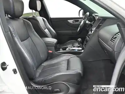 Infiniti QX70 2017 3.7 гидро в Москве № 897360, миниатюра 10