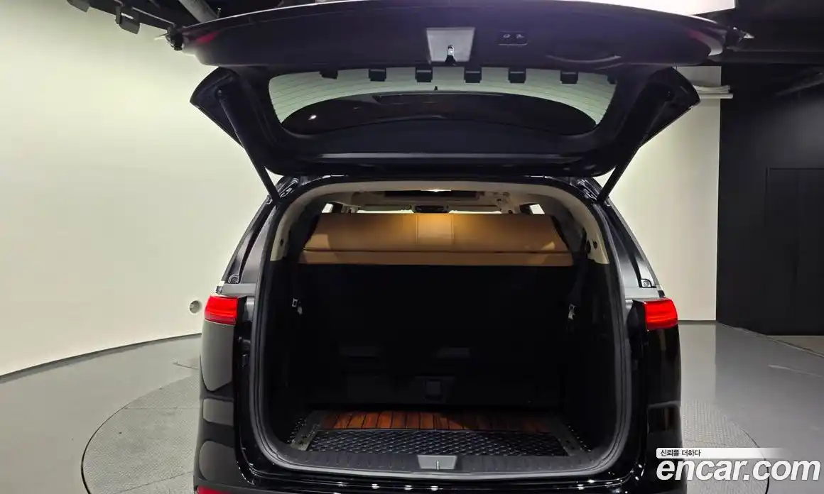 Kia Canival 2022 3.5 Автомат в Москве № 929929, фото 19