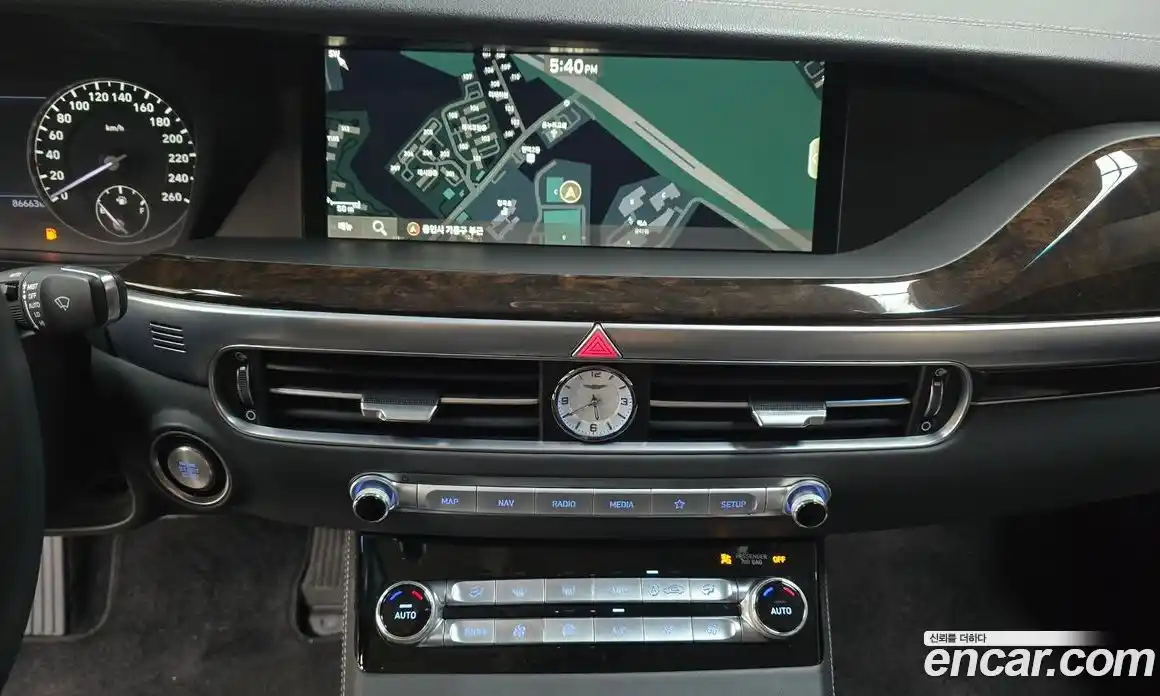 Genesis G90 2019 3.8 Автомат в Москве № 931130, фото 14