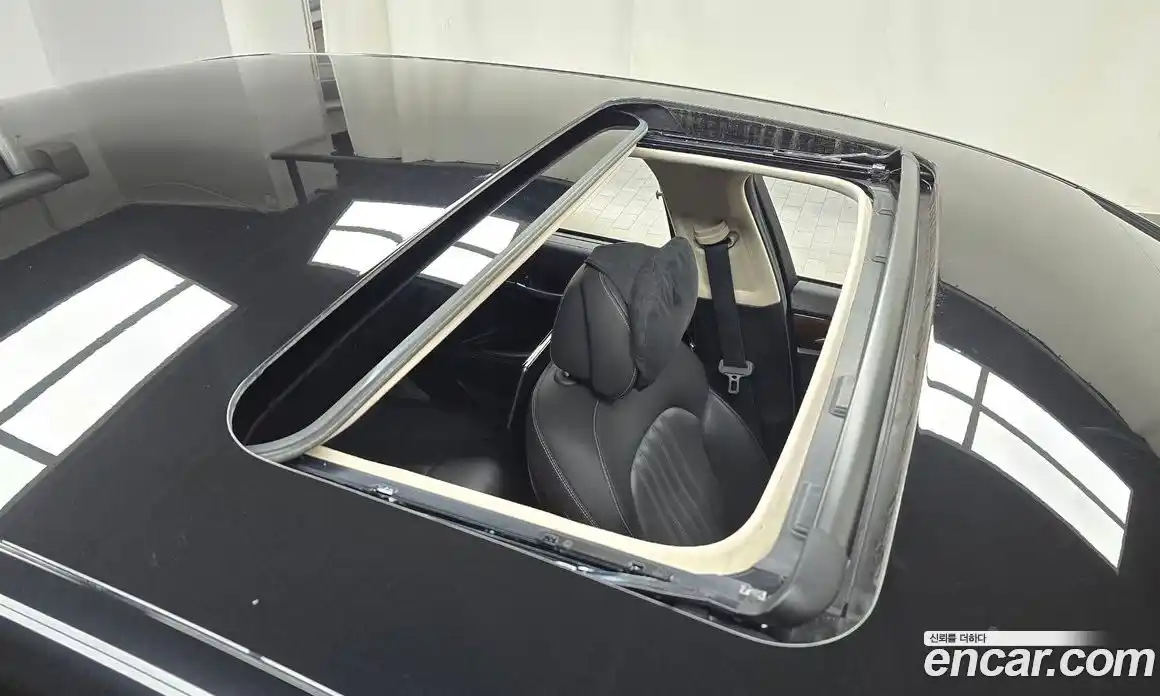 Genesis G90 2019 3.8 Автомат в Москве № 931130, фото 17