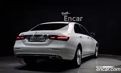 Mercedes-Benz E-Class 2023 2.0 гидро, миниатюра 2