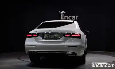 Mercedes-Benz E-Class 2023 2.0 гидро, миниатюра 4