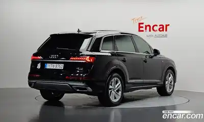 Audi Q7 2022 3.0 Автомат в Москве № 970450, миниатюра 2