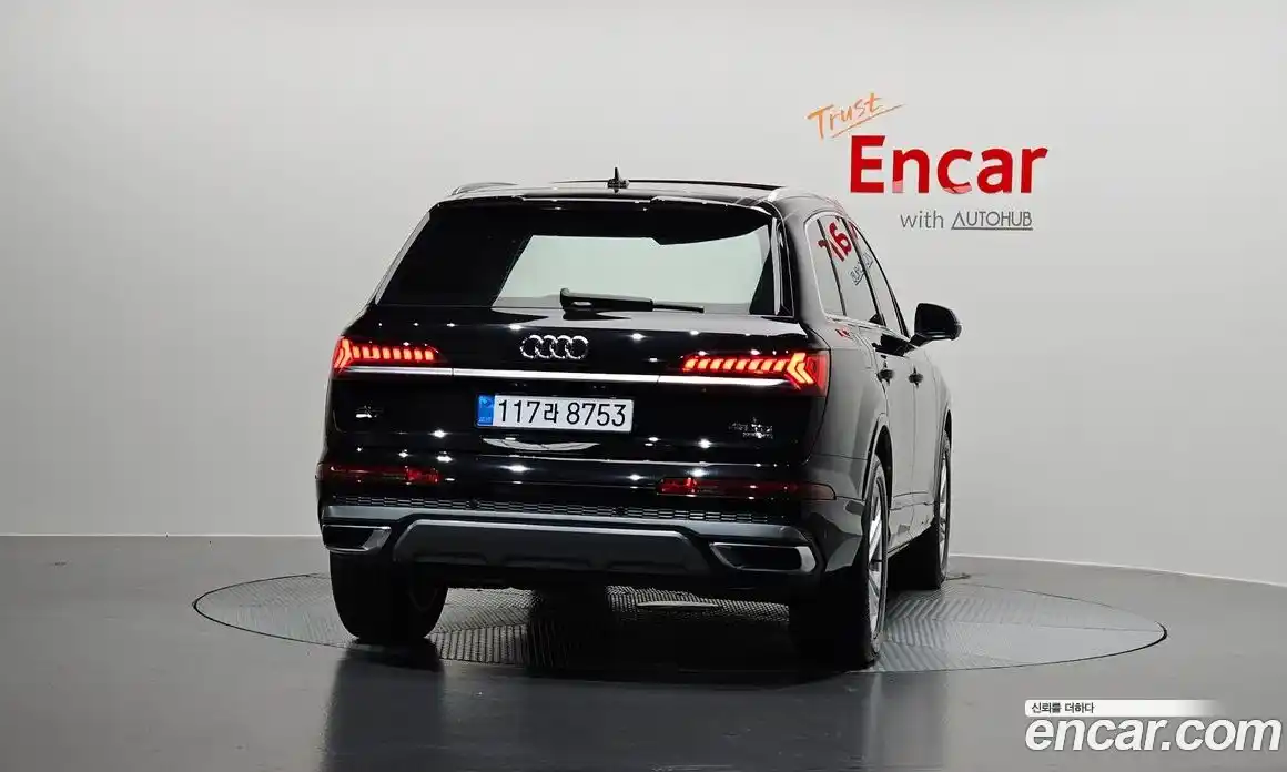 Audi Q7 2022 3.0 Автомат в Москве № 970450, фото 4