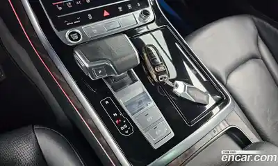 Audi Q7 2022 3.0 Автомат в Москве № 970450, миниатюра 9