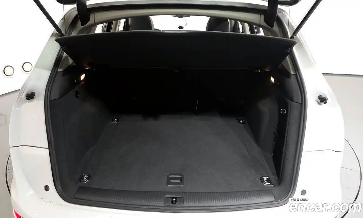 Audi Q5 2012 2.0 Автомат в Москве № 971052, фото 20