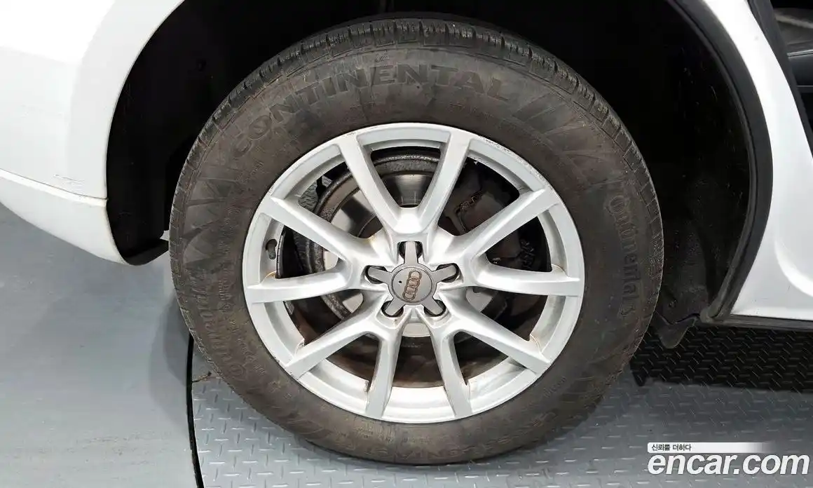 Audi Q5 2012 2.0 Автомат в Москве № 971052, фото 5