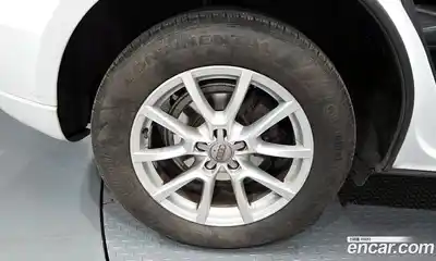 Audi Q5 2012 2.0 Автомат в Москве № 971052, миниатюра 5