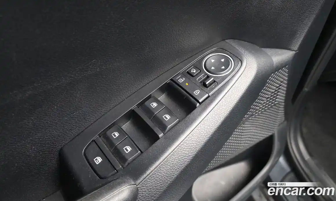 Kia Seltos 2023 1.6 Автомат в Москве № 972229, фото 18