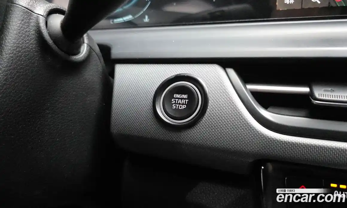 Kia Seltos 2023 1.6 Автомат в Москве № 972229, фото 19