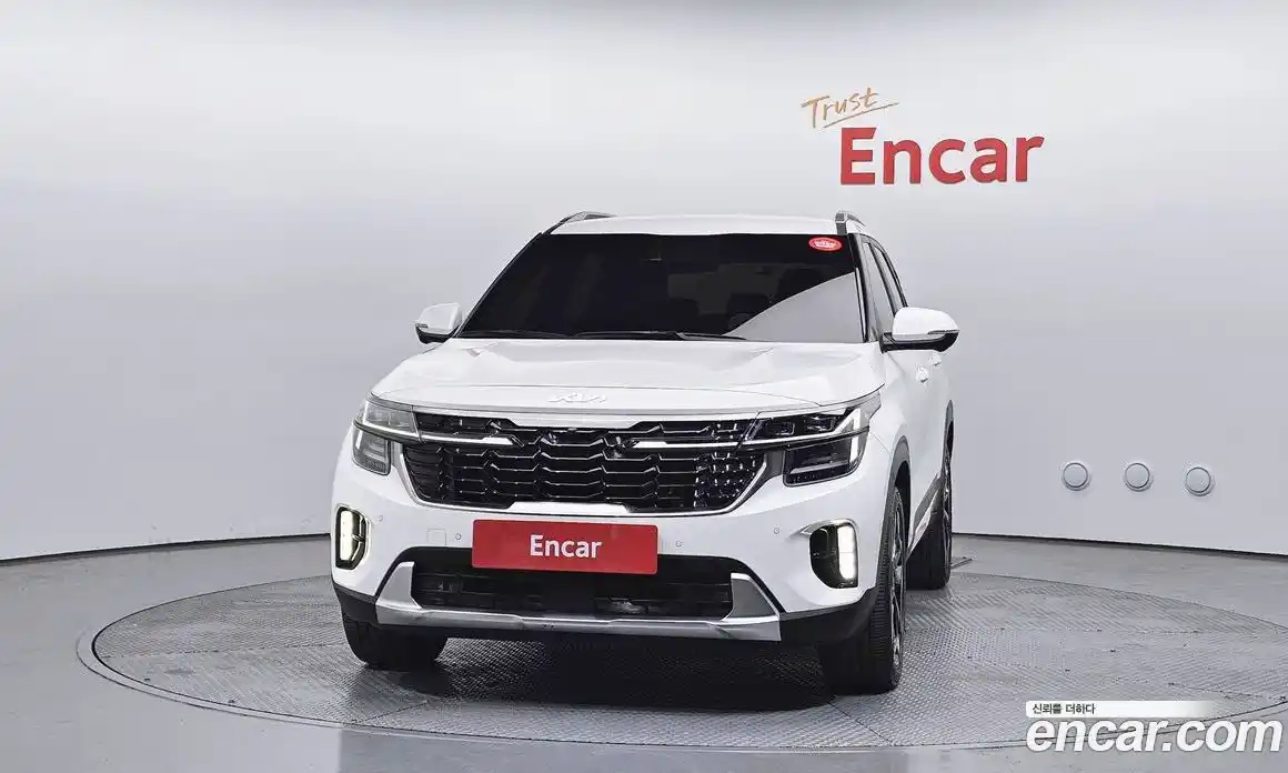 Kia Seltos 2024 1.6 Автомат в Москве № 972583, фото 3