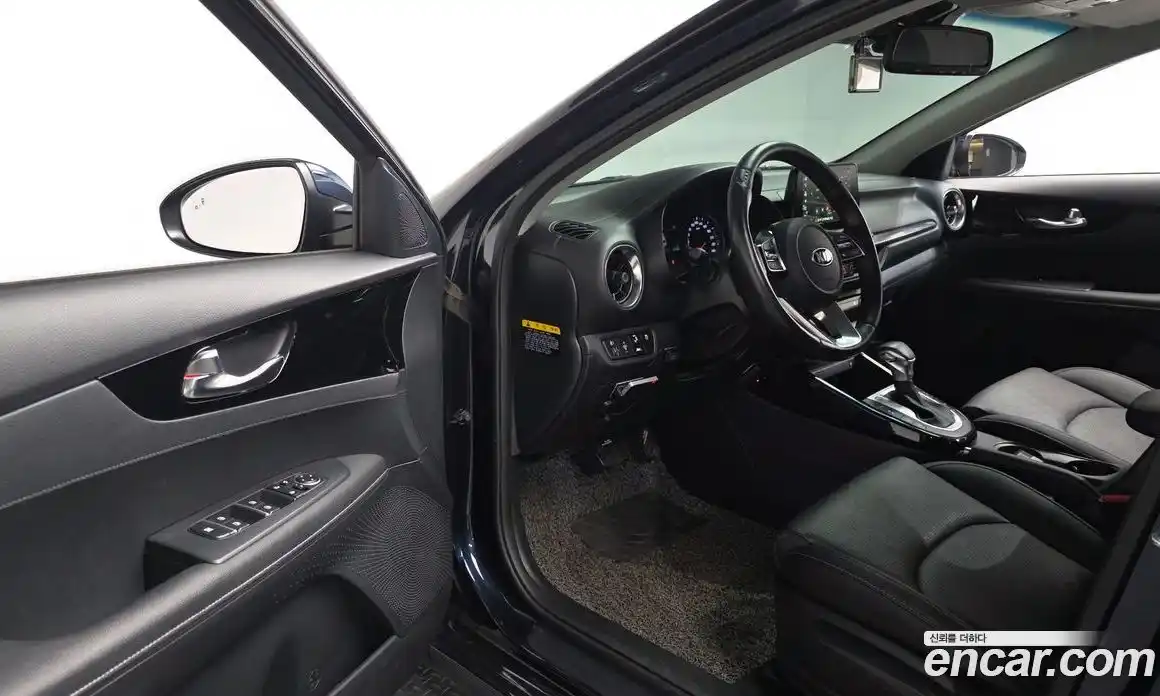 Kia K3 2018 1.6 Автомат в Москве № 972688, фото 11