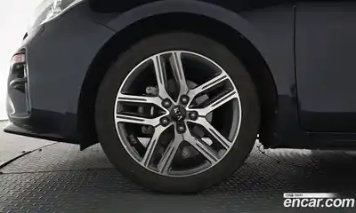 Kia K3 2018 1.6 Автомат в Москве № 972688, миниатюра 5