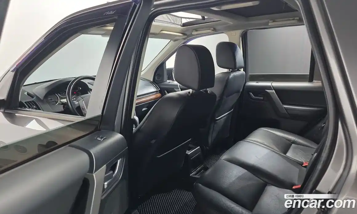 Land Rover Freelander 2010 2.2 гидро в Москве № 975702, фото 18