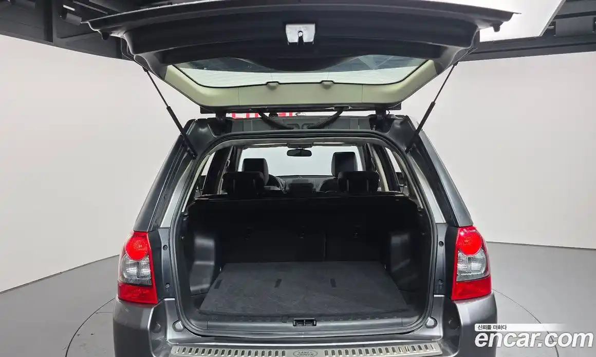 Land Rover Freelander 2010 2.2 гидро в Москве № 975702, фото 20