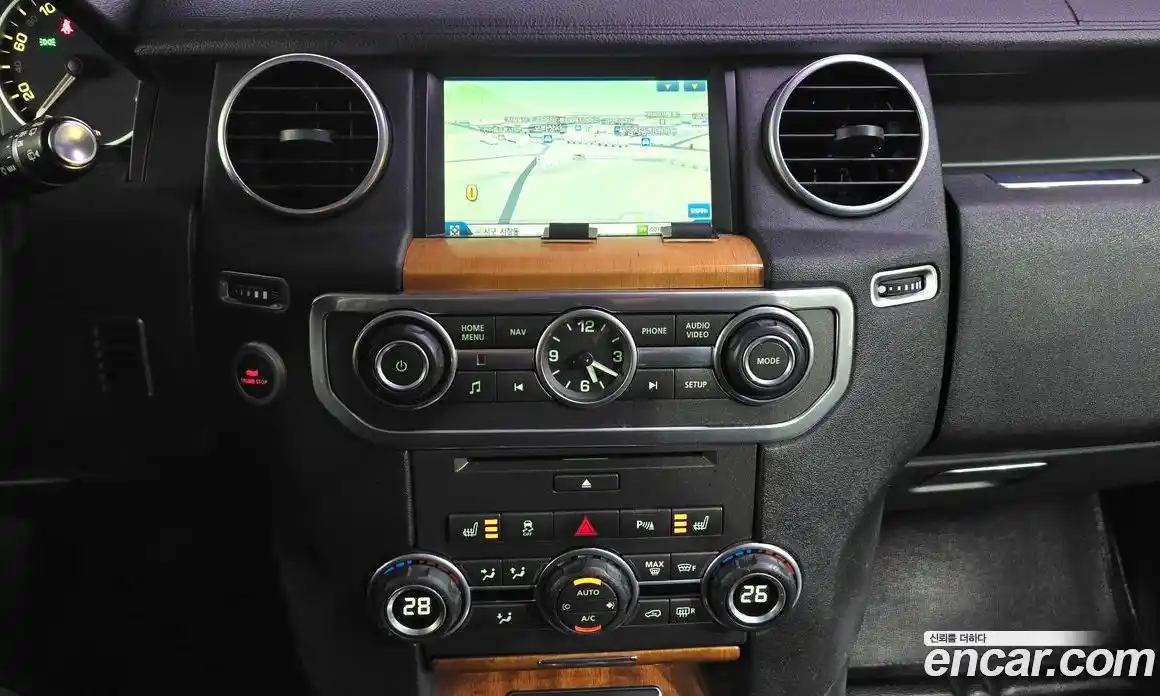 Land Rover Discovery 2014 3.0 гидро в Москве № 975704, фото 14