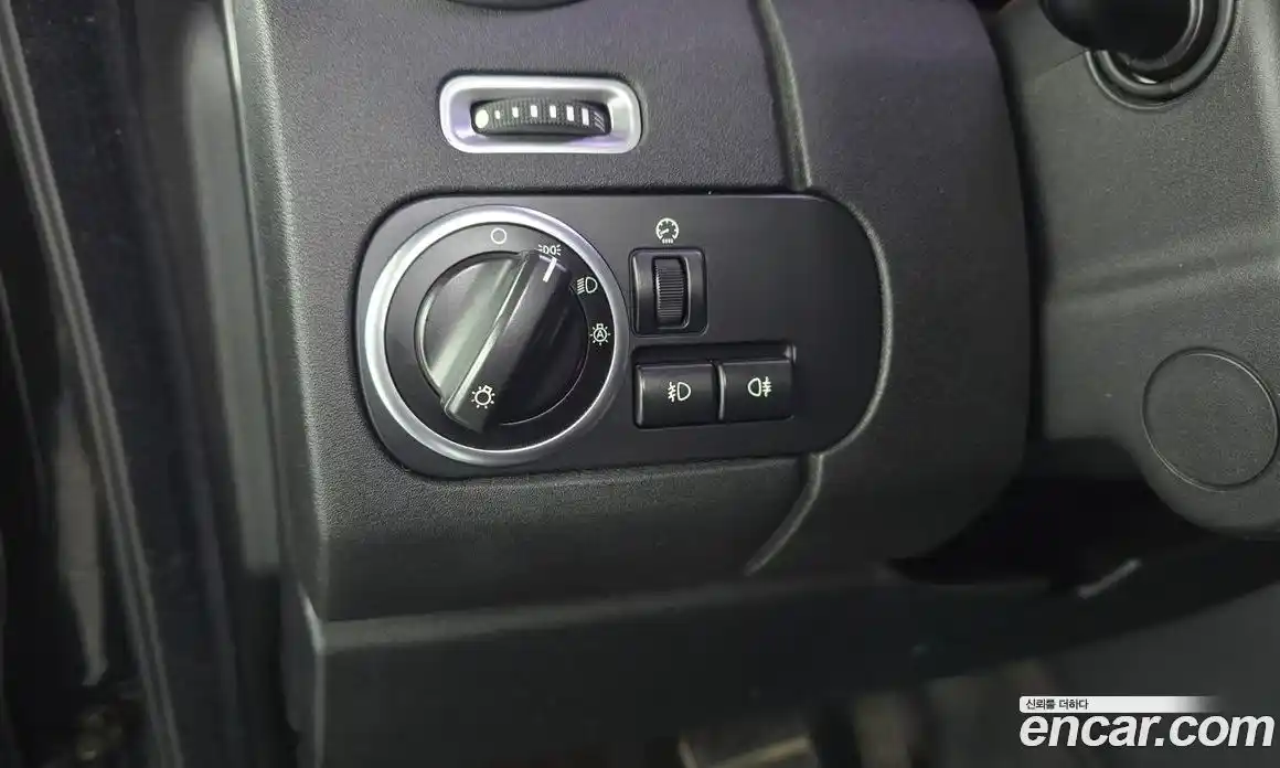 Land Rover Discovery 2014 3.0 гидро в Москве № 975704, фото 17