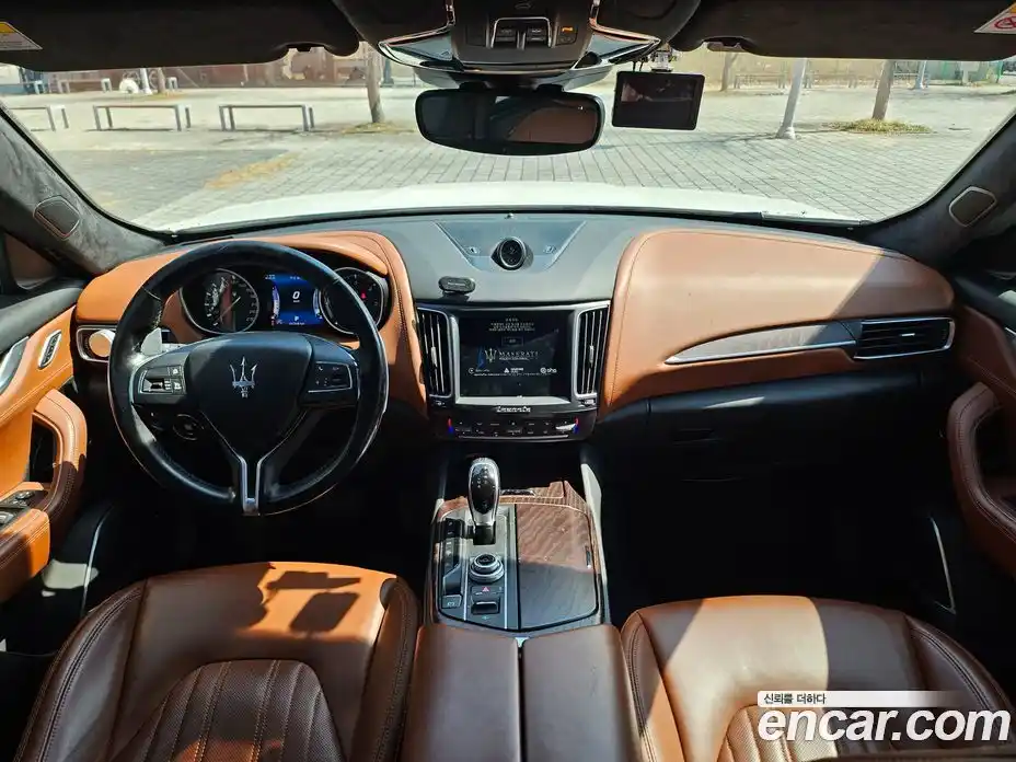 Maserati Levante 2017 3.0 гидро в Москве № 976470, фото 19