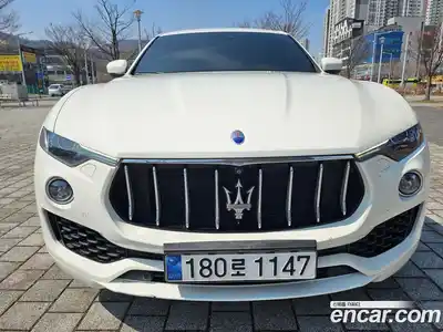 Maserati Levante 2017 3.0 гидро в Москве № 976470, миниатюра 3