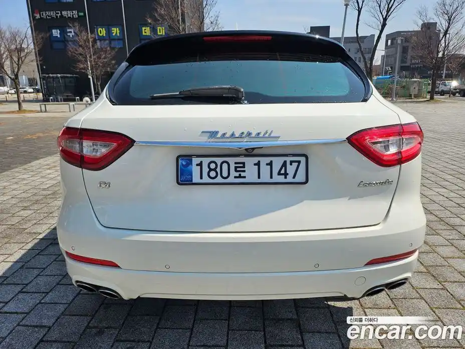 Maserati Levante 2017 3.0 гидро в Москве № 976470, фото 9