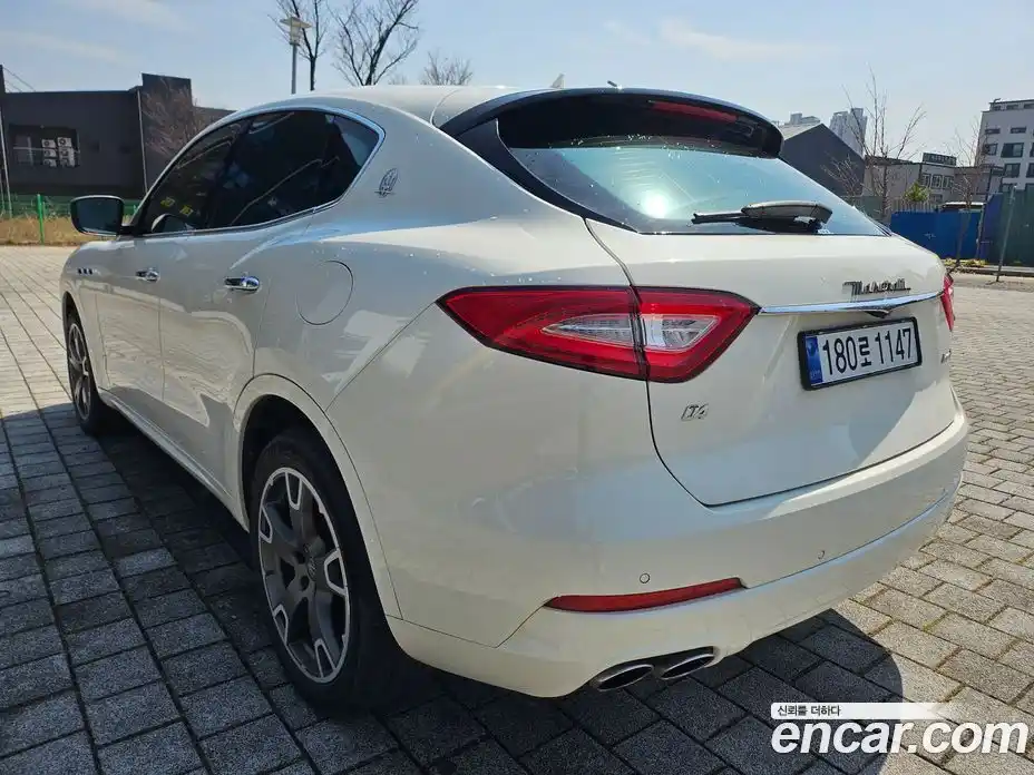 Maserati Levante 2017 3.0 гидро в Москве № 976470, фото 10
