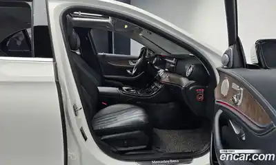 Mercedes-Benz E-Class 2019 1.9 гидро, миниатюра 11
