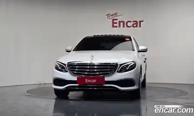 Mercedes-Benz E-Class 2019 1.9 гидро, миниатюра 3