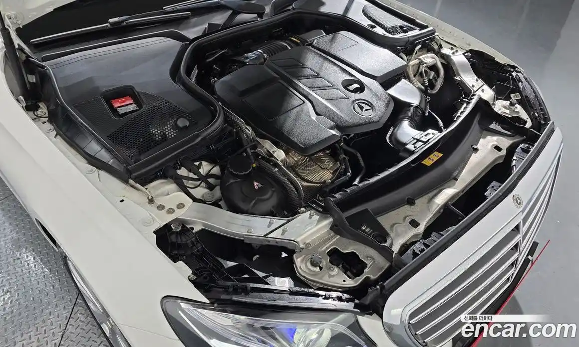 Mercedes-Benz E-Class 2019 1.9 гидро, фото 6