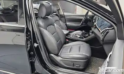 Hyundai Grandeur 2017 2.4 Автомат в Москве № 1002444, миниатюра 12