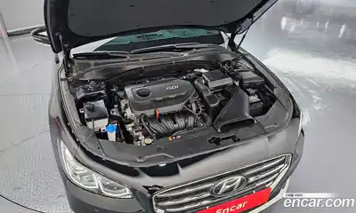 Hyundai Grandeur 2017 2.4 Автомат в Москве № 1002444, миниатюра 6