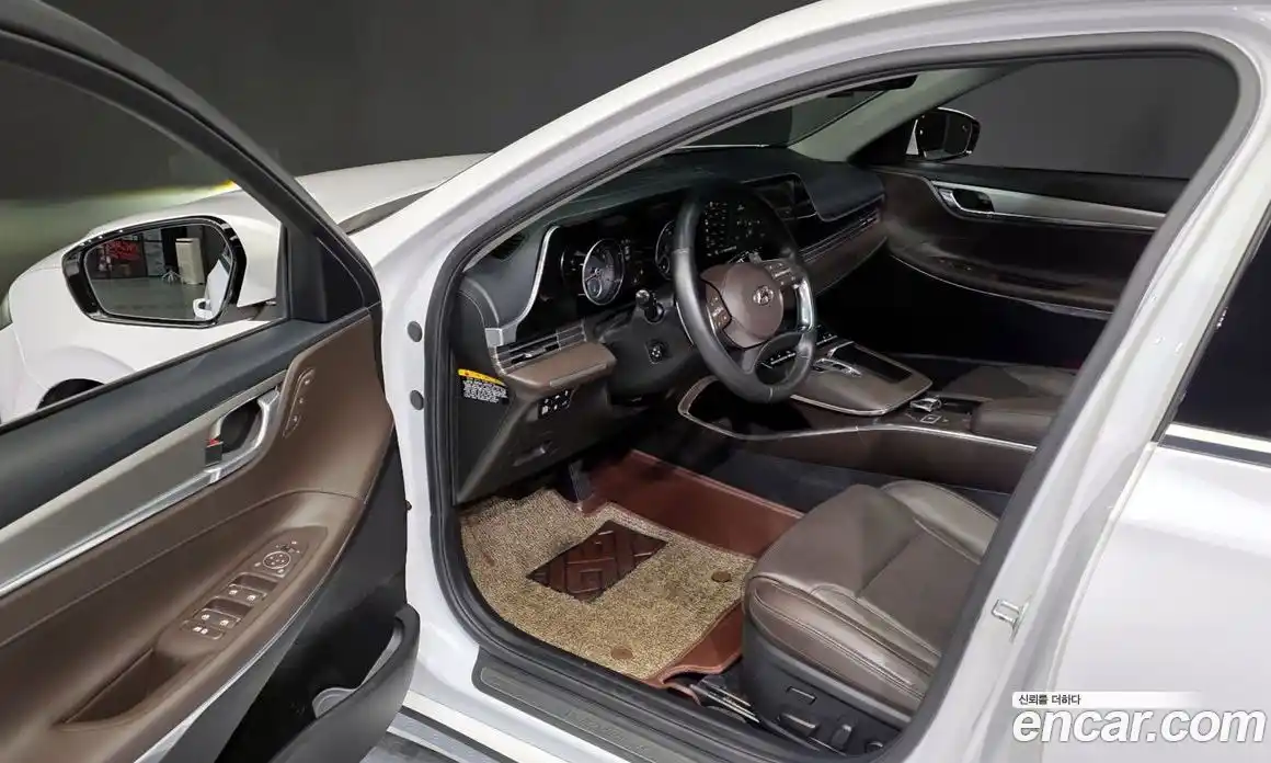 Hyundai Grandeur 2020 2.5 Автомат в Москве № 1002562, фото 10