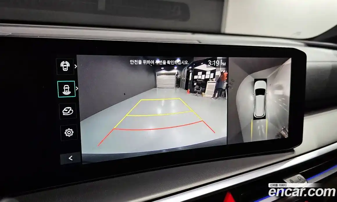 Kia Sorento 2023 2.2 Автомат в Москве № 1002930, фото 16