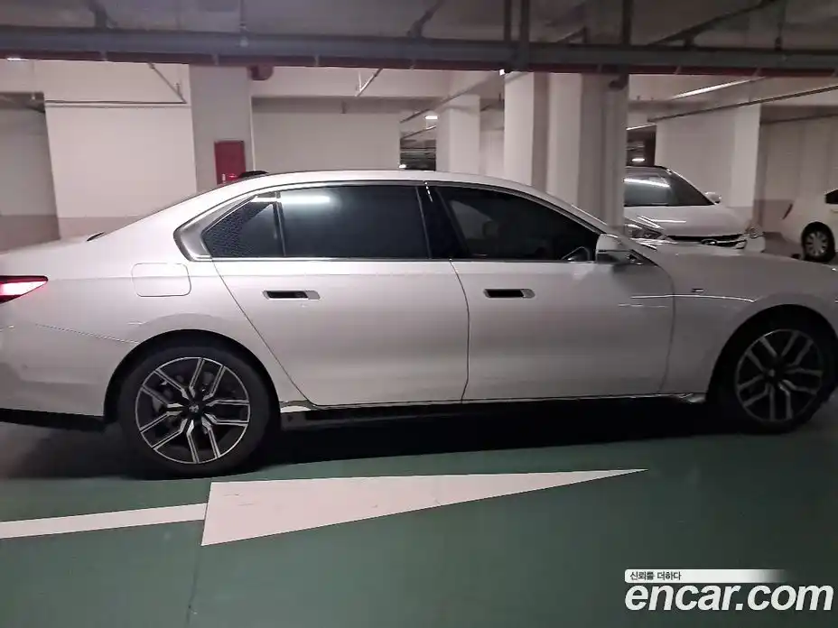 BMW 7-Series 2024 3.0 Автомат в Москве № 1004431, фото 9