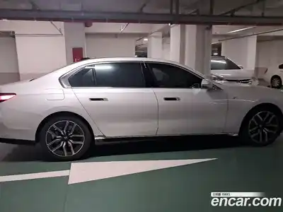 BMW 7-Series 2024 3.0 Автомат в Москве № 1004431, миниатюра 9