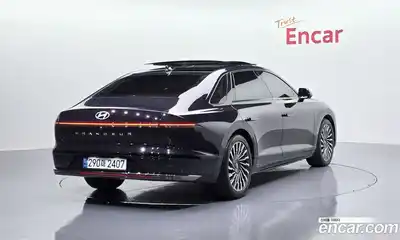 Hyundai Grandeur 2023 1.6 Автомат в Москве № 1008375, миниатюра 2