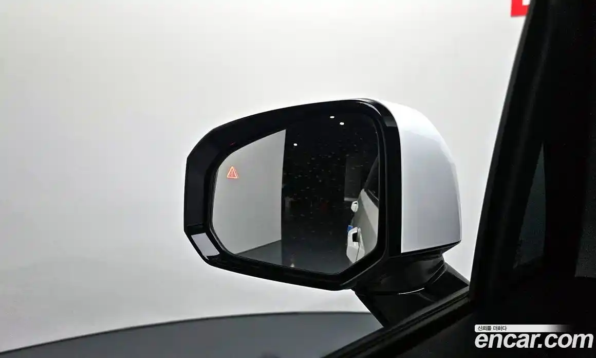 Hyundai Santa Fe 2025 1.6 Автомат в Москве № 1008830, фото 17