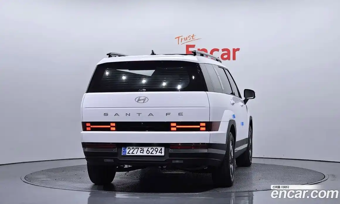 Hyundai Santa Fe 2025 1.6 Автомат в Москве № 1008830, фото 4