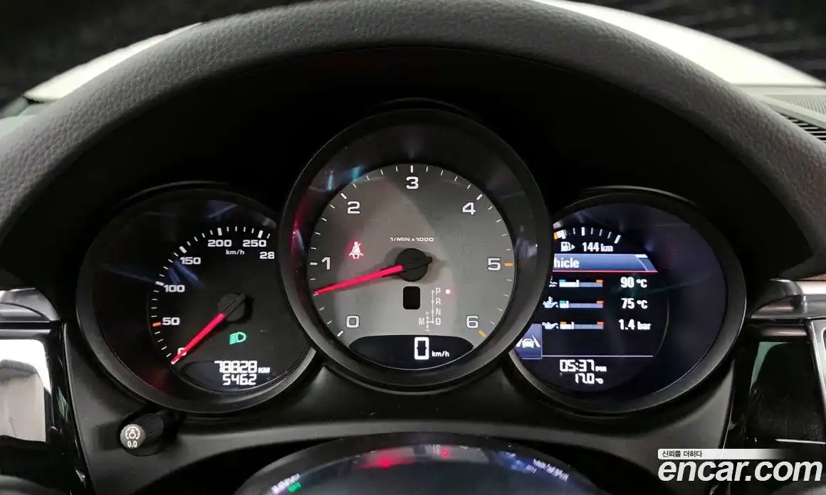 Porsche Macan 2017 3.0 гидро в Москве № 1010947, фото 8