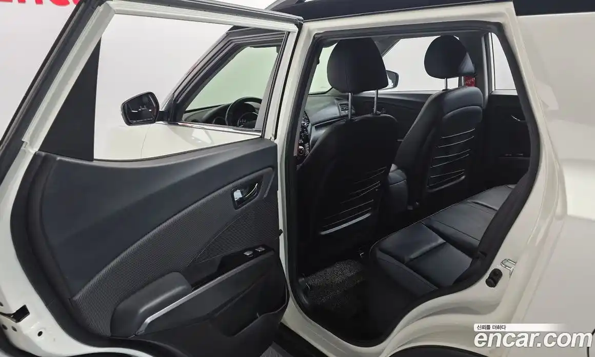 SsangYong TIBOLI 2017 1.6 Автомат в Москве № 1011231, фото 17