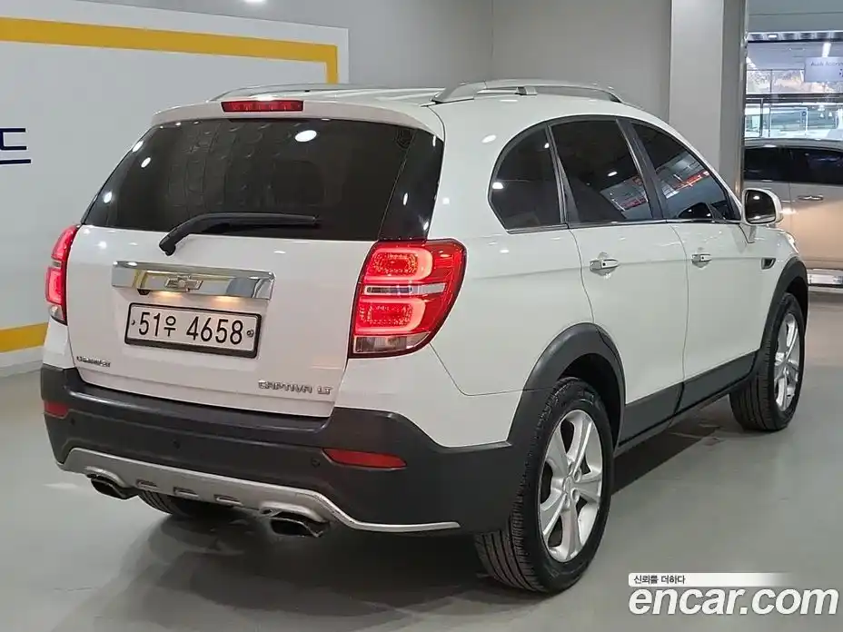 Chevrolet Captiva 2015 2.0 Автомат в Москве № 1012677, фото 3