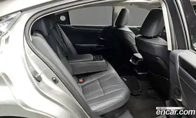 Lexus ES 2022 2.5 гидро в Москве № 1014468, миниатюра 12