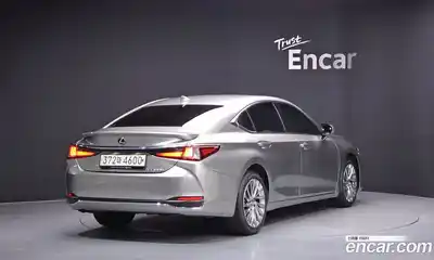 Lexus ES 2022 2.5 гидро в Москве № 1014468, миниатюра 2