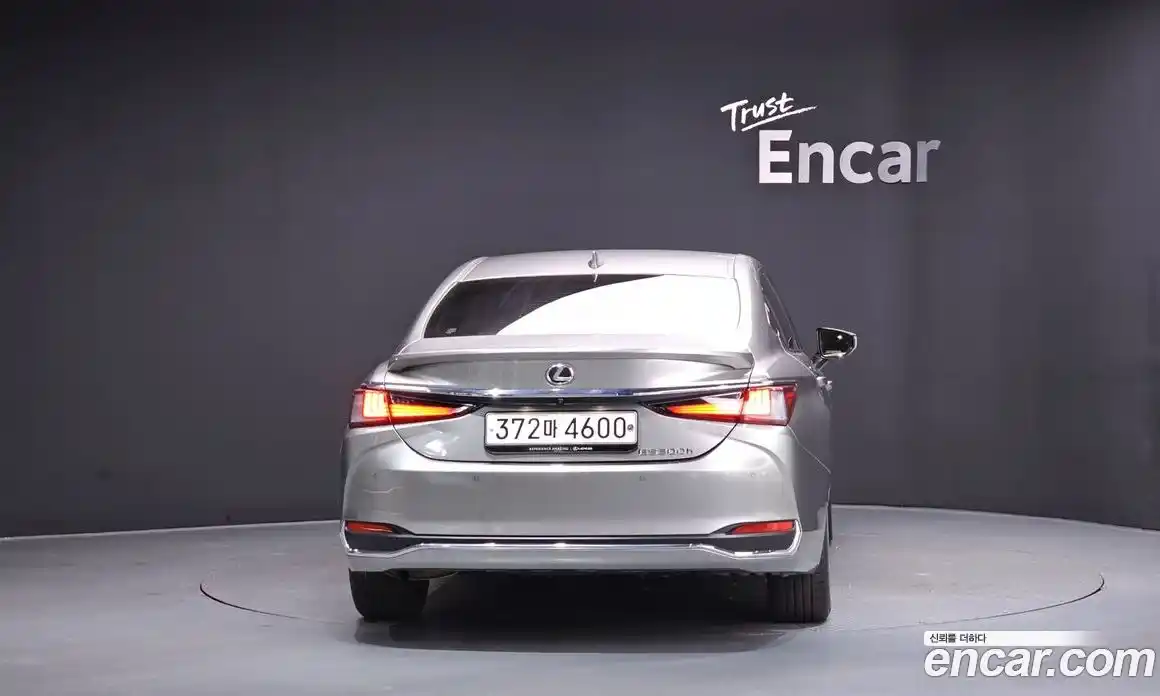 Lexus ES 2022 2.5 гидро в Москве № 1014468, фото 4