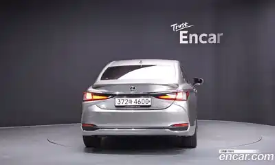 Lexus ES 2022 2.5 гидро в Москве № 1014468, миниатюра 4