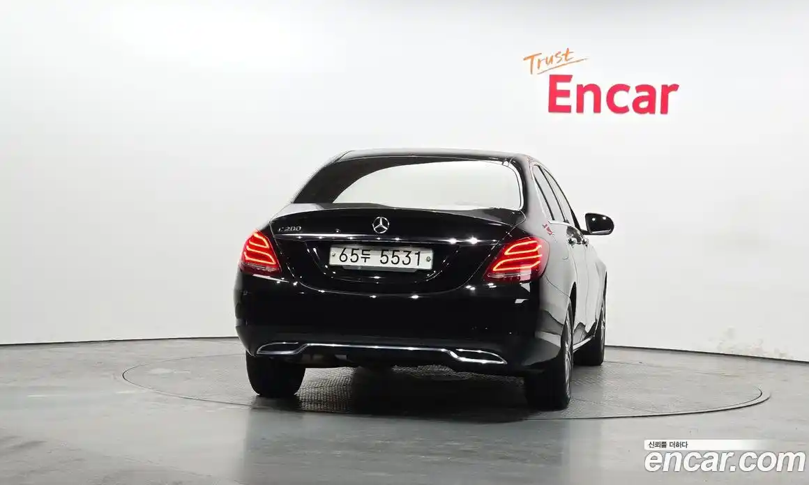Mercedes-Benz C-Class 2017 2.0 гидро в Москве № 135382, фото 4