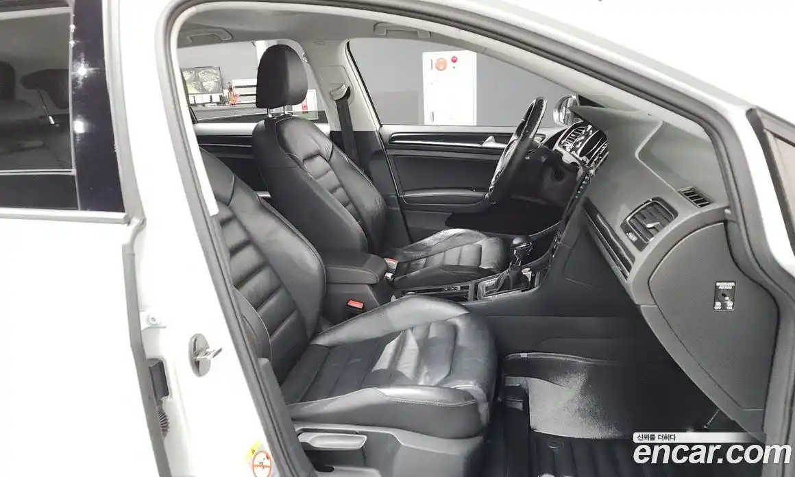 Volkswagen Golf 2013 2.0 гидро в Москве № 136437, фото 11