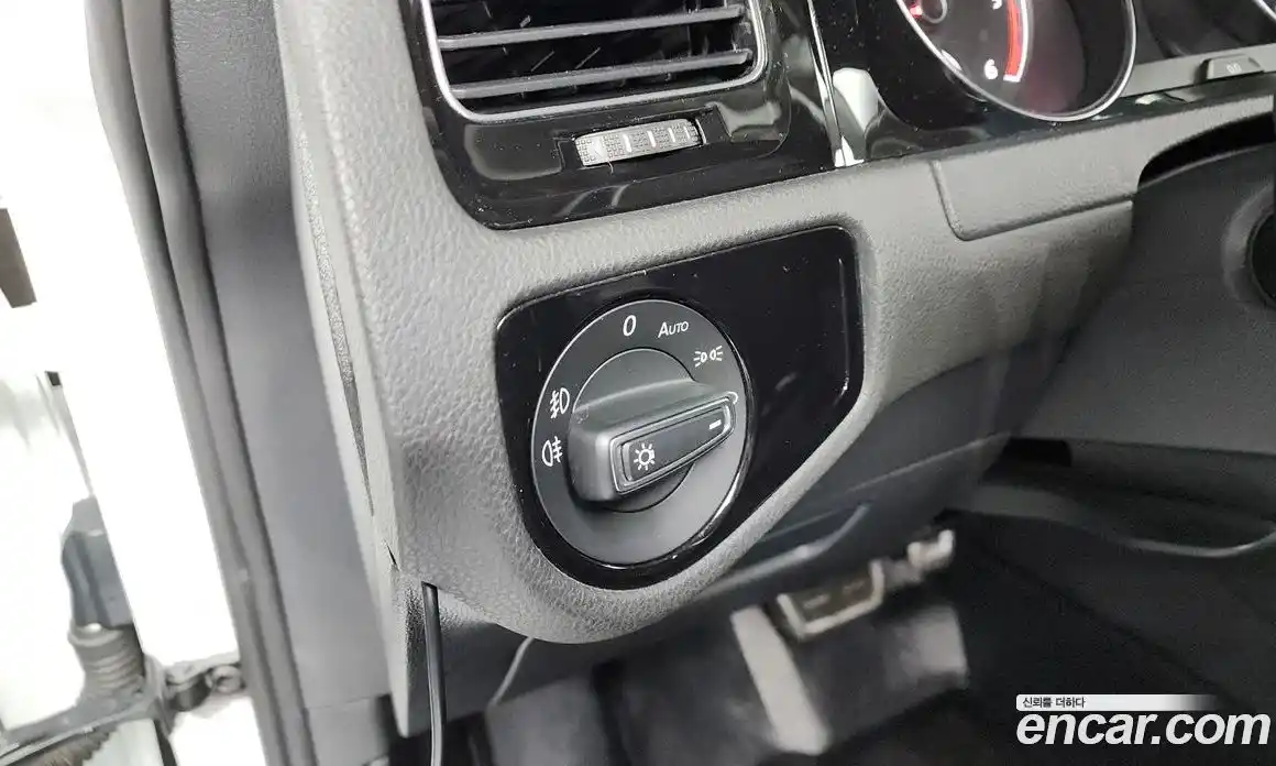 Volkswagen Golf 2013 2.0 гидро в Москве № 136437, фото 16
