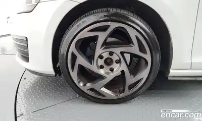 Volkswagen Golf 2013 2.0 гидро в Москве № 136437, миниатюра 5