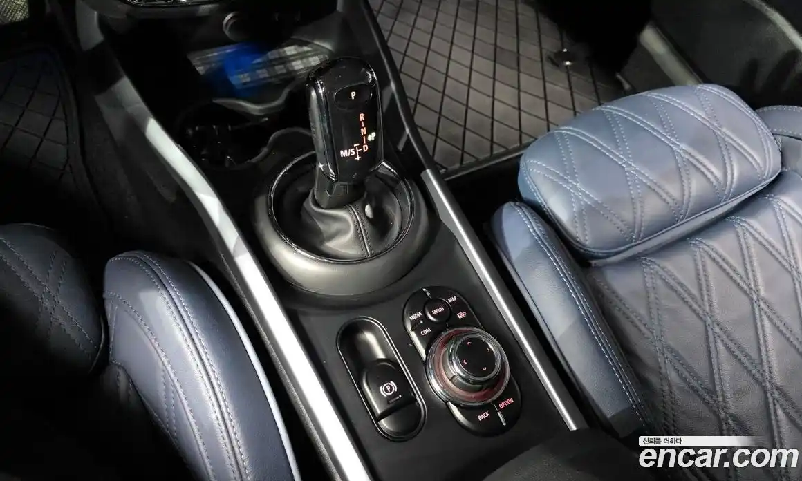 Mini Clubman 2022 2.0 гидро в Москве № 137569, фото 9