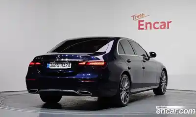 Mercedes-Benz E-Class, 2022